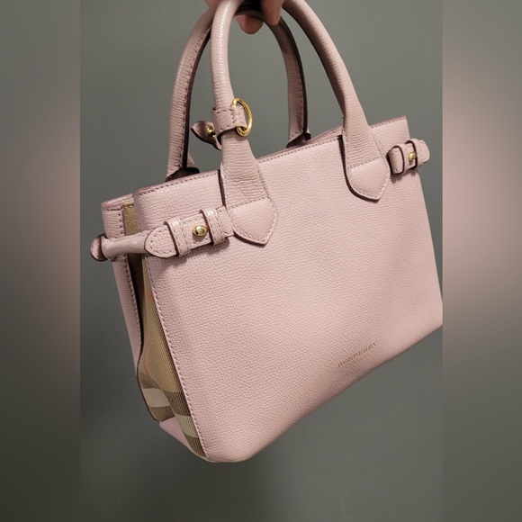 Authentic Burberry Banner Handbag in Smokey Lavender Rose Colour - Picture 3 of 11